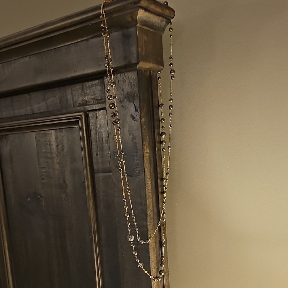 Elegant Beaded Necklace